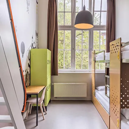 Hostel Stayokay Oost *