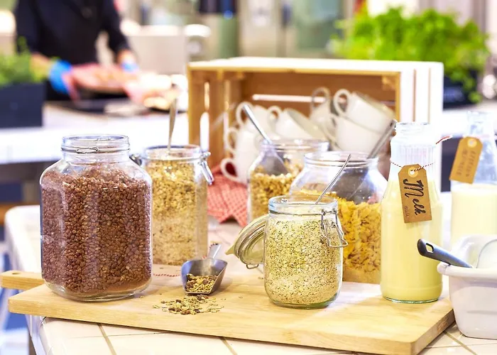 Stayokay Oost Hostel *